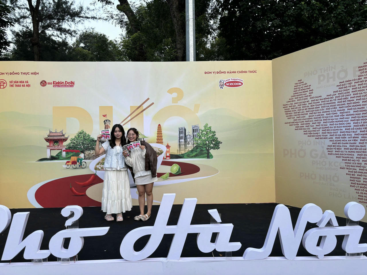 Du khách Chi Mai (chi2304205@gmail.com) gửi ảnh checkin tới ban tổ chức.