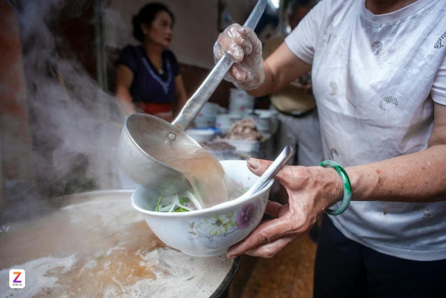 Phở Tư Lùn Ấu Triệu bị xử phạt